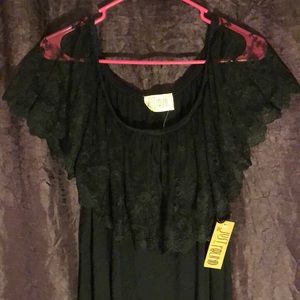 Little Black Dress (Off Shoulder or On)